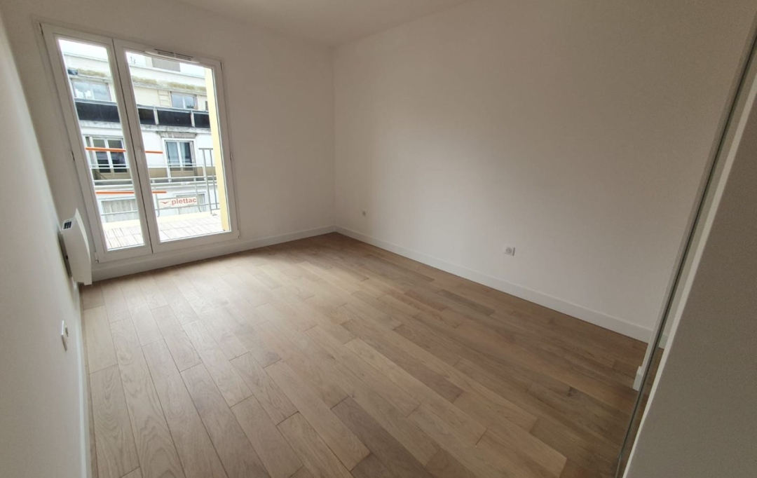 Annonces SEVRAN : Appartement | PARIS (75018) | 64 m2 | 1 225 000 &euro; 