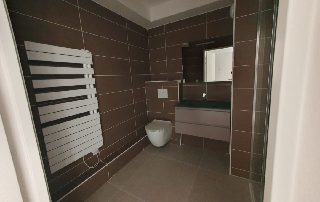 Annonces SEVRAN : Appartement | PARIS (75018) | 64 m2 | 1 225 000 &euro; 